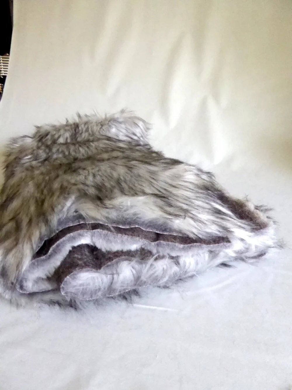 NEW 37” x 46” BLACK WHITE FAUX FUR FABRIC YARDAGE PLUSH PANEL SEWING CRAFT